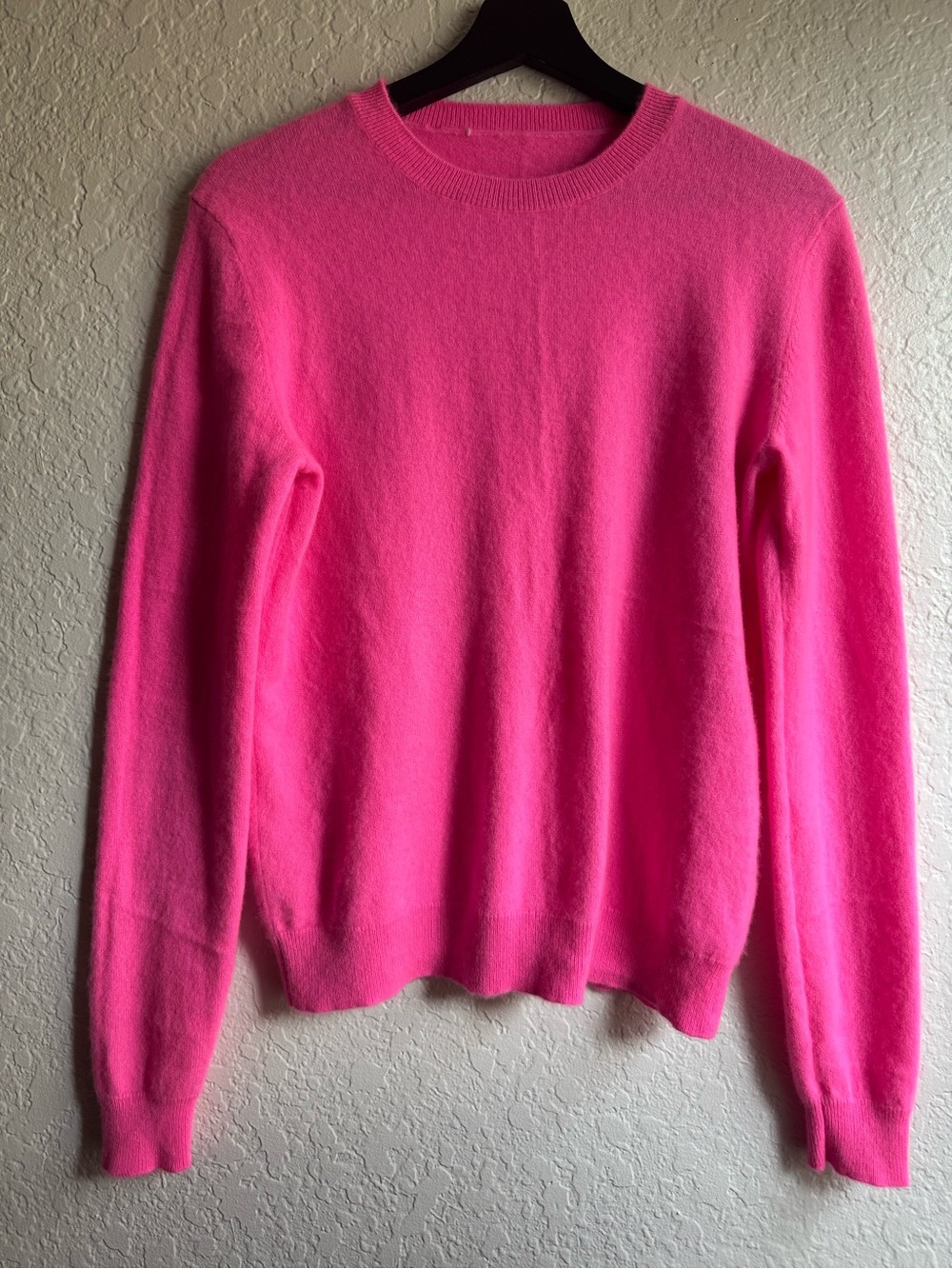 100% Cashmere Crewneck Sweater Hot Pink 
Barbiecore Legally Blonde